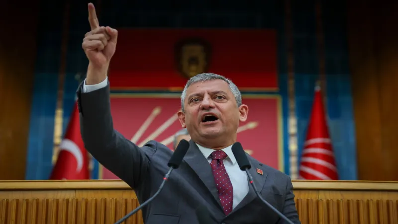 Başkan Köksal'a 'Özel' tepki: CHP’nin kapısında yalvarma!