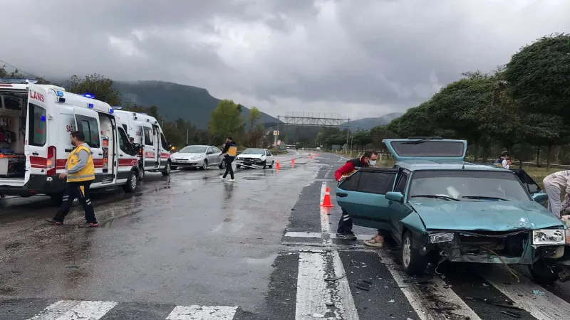 TÜİK'TEN 2025 TRAFİK BİLANÇOSU... AĞUSTOS AYI VE CUMA'LARA DİKKAT!