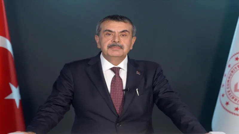 Bakan Tekin’den öğretmenlere mesleki mesaj